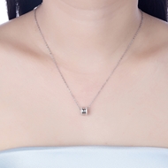 Picture of Hot Selling Platinum Plated Casual Pendant Necklace from Top Designer