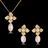 Picture of New Artificial Pearl Zinc Alloy Necklace and Earring Set