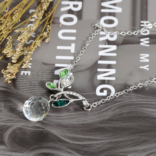 Picture of Need-Now Green Fashion Pendant Necklace with Full Guarantee
