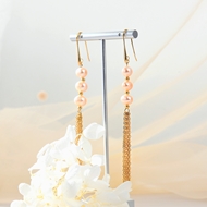 Picture of Famous Medium Gold Plated Dangle Earrings