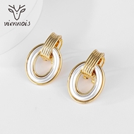 Picture of Hot Selling Gold Plated Dubai Stud Earrings from Top Designer