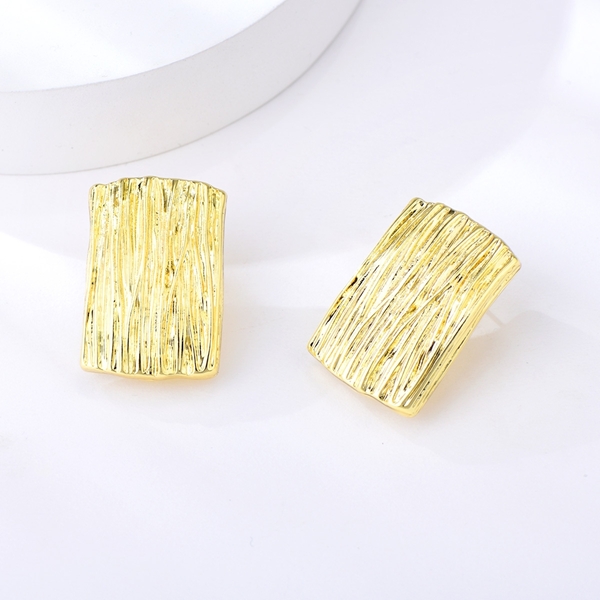 Picture of Great Big Gold Plated Stud Earrings