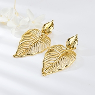 Picture of Zinc Alloy Gold Plated Drop & Dangle Earrings at Super Low Price