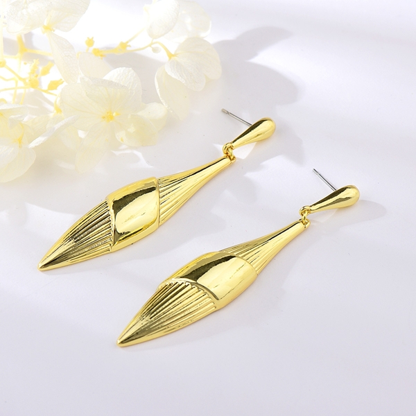 Picture of Buy Zinc Alloy Big Dangle Earrings with Low Cost