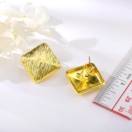 Picture of Zinc Alloy Dubai Stud Earrings in Exclusive Design