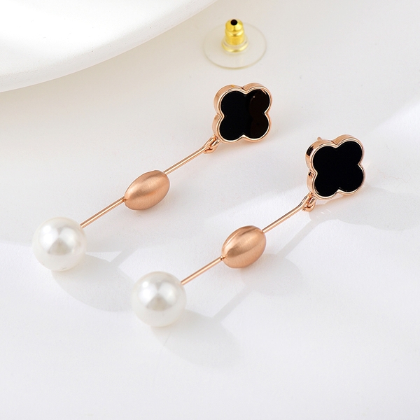 Picture of Irresistible Zinc Alloy Classic Dangle Earrings at Super Low Price