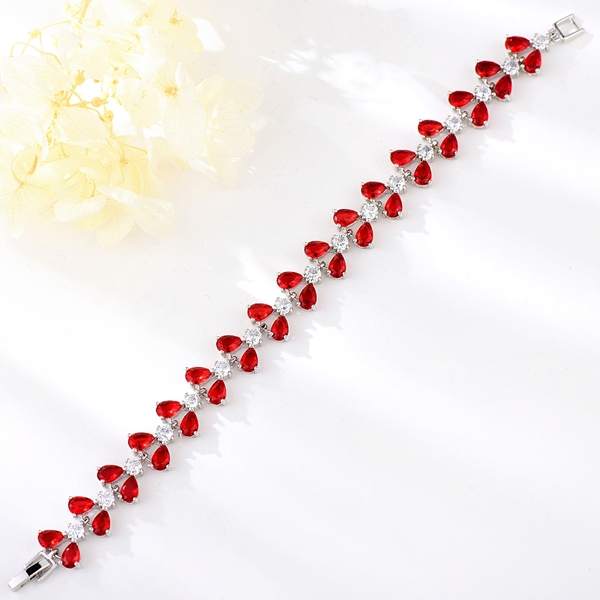 Picture of Red Small Fashion Bracelet As a Gift