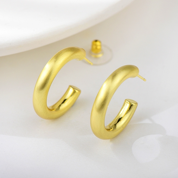 Picture of Shop Zinc Alloy Big Big Stud Earrings Best Price