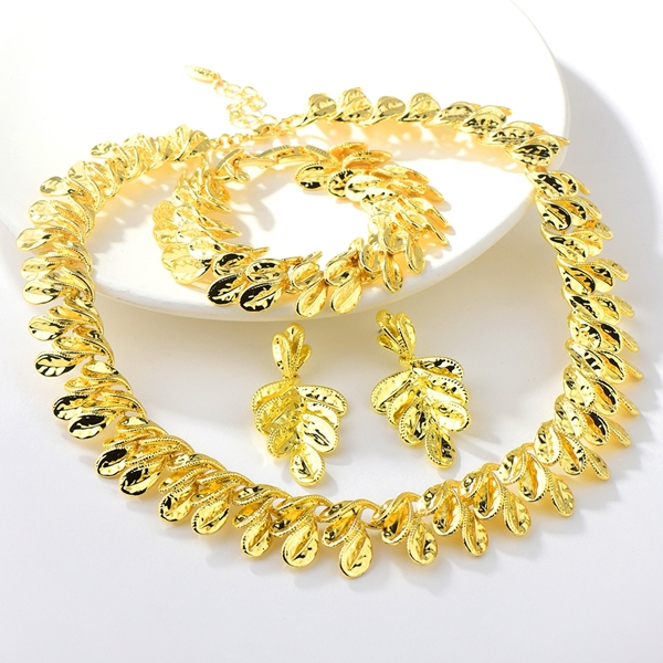 Picture of Dubai Big 3 Piece Jewelry Set with Speedy Delivery