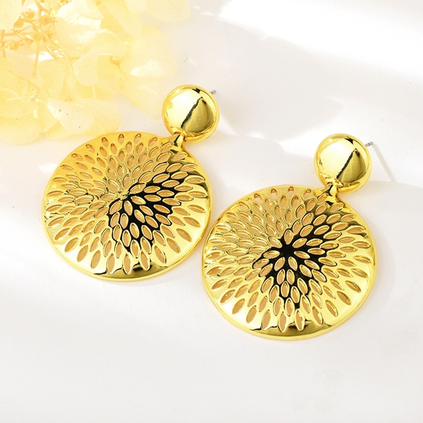 Picture of Dubai Big Dangle Earrings with Speedy Delivery